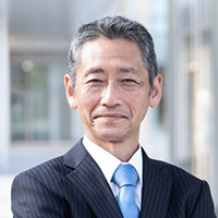 a portrait picture of a male office worker 02